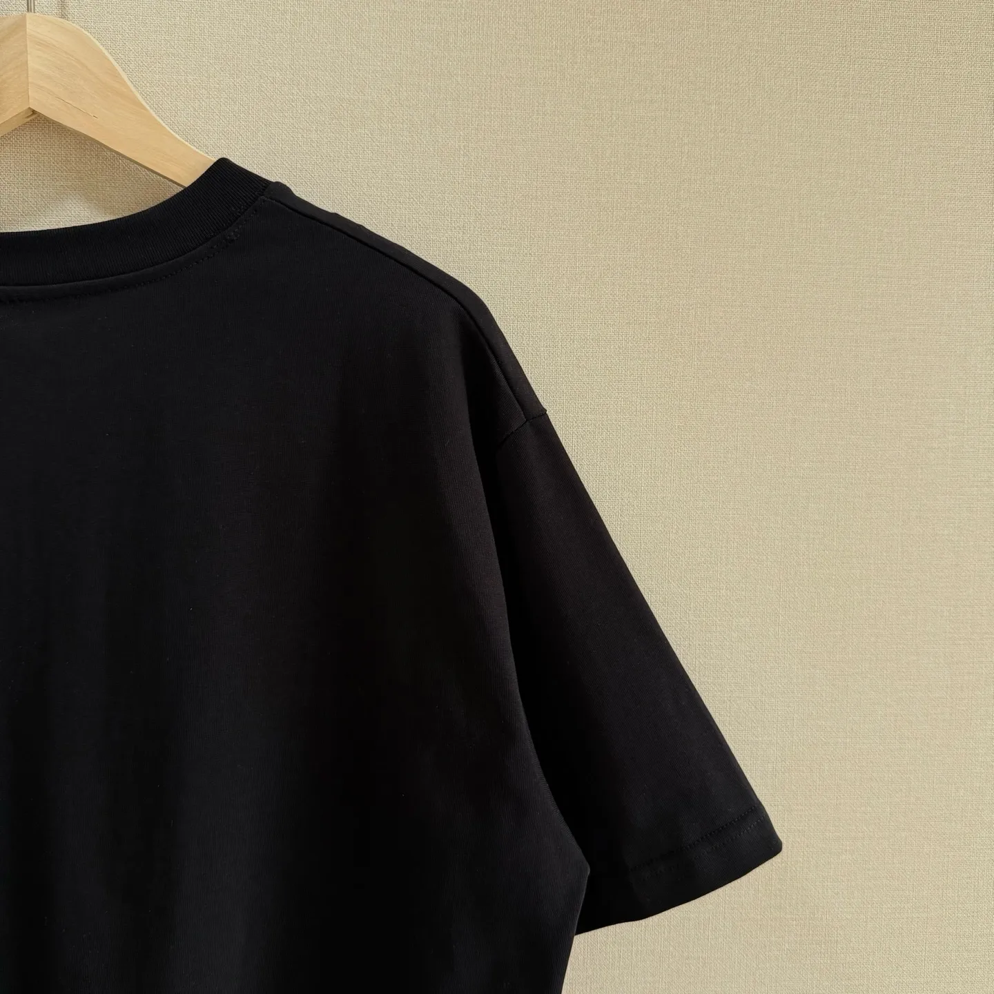 TM 1062 B ALENCIAGA ：280 32 ： Hot Sale os 200 ：Black Size：S M L XL